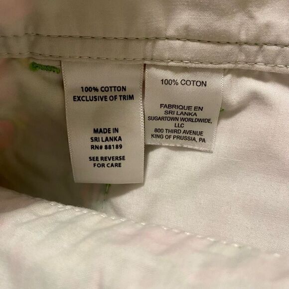 Lilly Pulitzer The Callahan Short Green & Pink Flamingo Printed Shorts | Size 2 - Picture 5 of 5